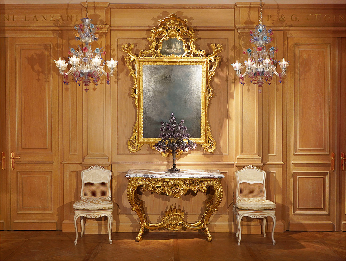Italian baroque 24k leaf gold consolle, Venetian baroque mirror, Louis XV chairs, Venetian flambeau, Murano chandeliere, classical oak boiserie | P.& G. Cugini Lanzani